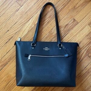 NWOT Coach Gallery Tote